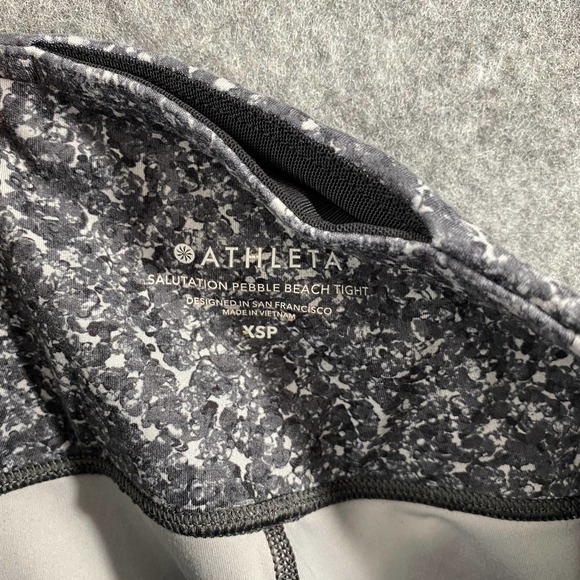 Athleta Leggings XS Petite Gray Pebble Beach Printed High Rise Pocket Tight - Picture 6 of 16